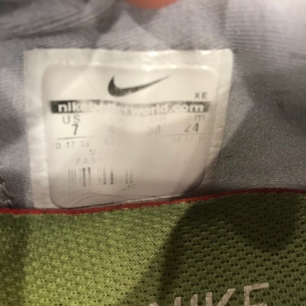 Women's Nike Free 5.0 Running Shoe Size 7 - Picture 7 of 8